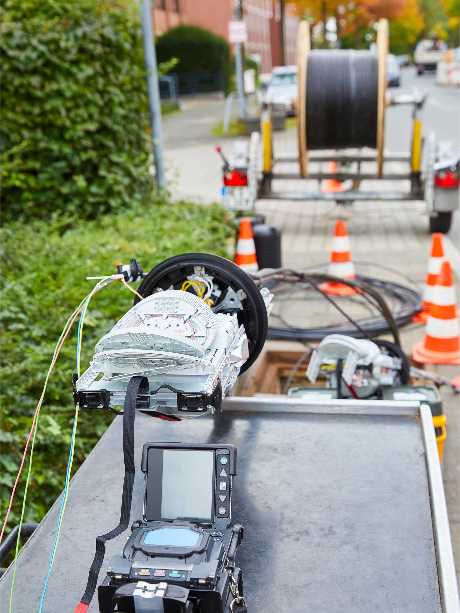 Fiber-equipment-and-cables